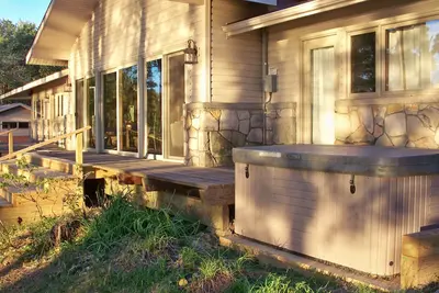 Image de Just Steps to Private Dock, Hot Tub on Spacious Home/Land at Quiet End of Lake