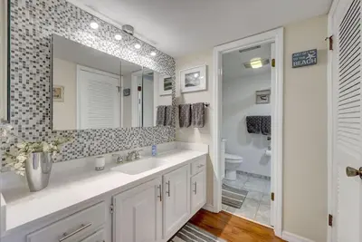 Image de Bt 3322 Fountain/Pond View Condo-Paradise Vacation Rental in Ocean Village