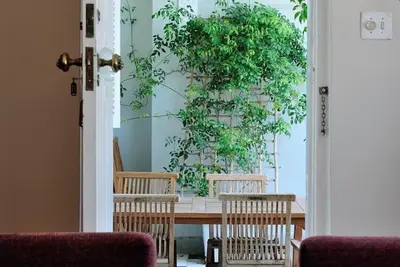 Image de Barry Hall Apartment # 1