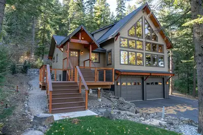 Image de Mountain Retreat, steps from Skiing 🎿 Mountain biking 🚵‍♀️ and Hiking