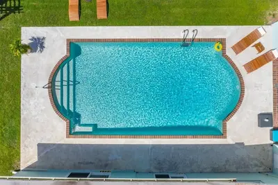 Image de Spring Special! New Hot Tub! Beach! Huge Private Pool & Game Room!
