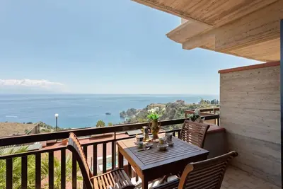 Image de Apt with panoramic sea view, parking, balcony