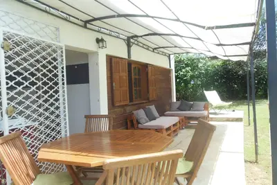 Image de Appartement dans Villa avec jardin et piscine pour évasion et détente