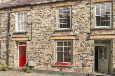 Image de Carnorfa, pet friendly, with open fire in Newport, Pembrokeshire