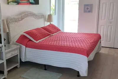 Image de Beachside Unit 27 - Key Colony, Beachside Unit 27 - The Beach is Calling You!