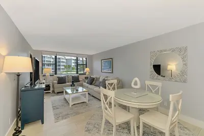 Image de Beachy 1 bedroom/1 bath unit - Fully equipped for your beach vacation!