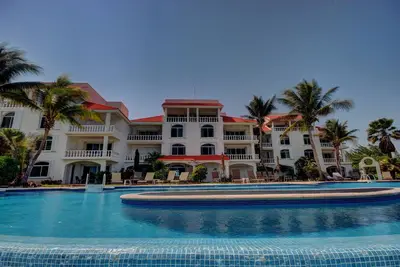 Image de Condo #322 at Caribbean Reef Villas - OceanFront, huge pool for families/couples