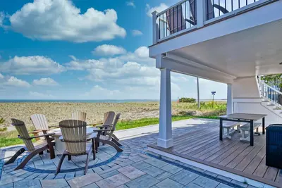 Image de Nautical Point by Bayley Vacation Rentals