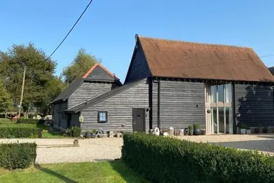Image de Entire Contemporary Barn 5 bedrooms-rural location