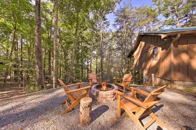 Image de Blue Ridge Hideaway w/ Fire Pit & Mtn Views!