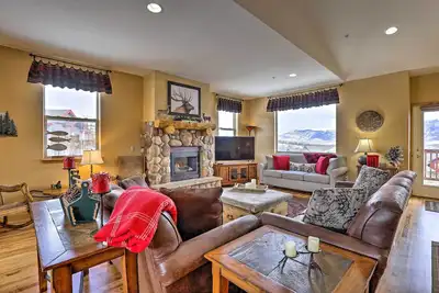 11 Mi to Keystone: Silverthorne Condo w/ Deck