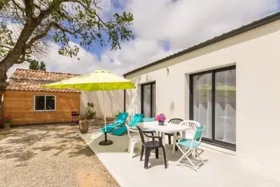 Image de Gîte moderne avec confort, près de la mer, jardin clos, garage, WiFi, et équipements bébé