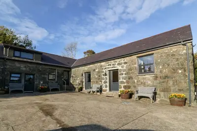 Image de Tyddyn Sianel - Derw, romantic, country holiday cottage in Criccieth
