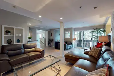 Image de Lagoons 20 | Village location | Rare 5bdr Condo With Private Hot Tub |