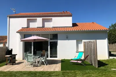 Image de Gîte calme proche mer à Pornic, jardin clos, accessible Pmr, visite ferme, wifi, équipement bébé