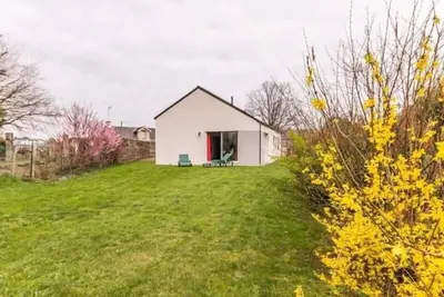 Image de Maison contemporaine à Nozay avec jardin clos, proche Nantes : 3 chambres, Wi-Fi, garage vélos\/motos