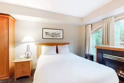 Image de Relaxing, 3rd-floor studio in the Village with gym & jetted tub, walk to lifts