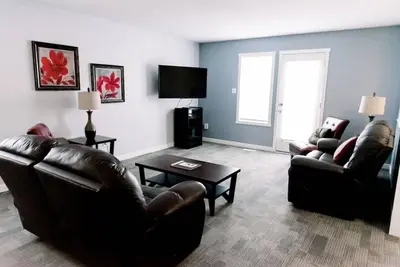 Image de Cozy 3 Bedroom Apartment #4 South Lethbridge