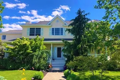 Image de Heated Pool, Outdoor Kitchen, and More! Beautiful Shore Getaway
