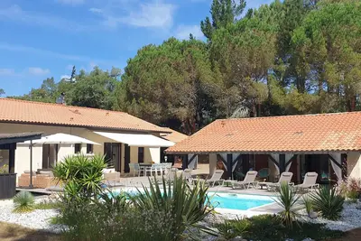 Image de Villa 12 personnes avec piscine et vélos à 5 minutes de l'océan