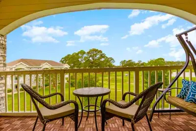 Image de Relaxing Retreat Golf View Balcony, King + 3 beds