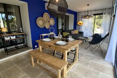 Image de Appartement de charme neuf, en pleine nature avec piscine privative chauffée
