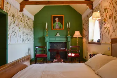 Image de The Munches Room at Buittle Castle, a Georgian Style Stay in a Medieval Castle
