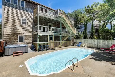 Image de Homeplace | 995 ft to the beach | Private Pool, Hot Tub, Dog Friendly | Nags Head