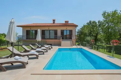 Image de Maison de vacances privée avec Wifi, climatisation, piscine privée, Tv, terrasse, parking