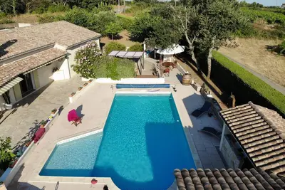 Image de Villa Climatisée Avec Piscine Pour 8 Personnes à 5 minutes de l'Ardèche