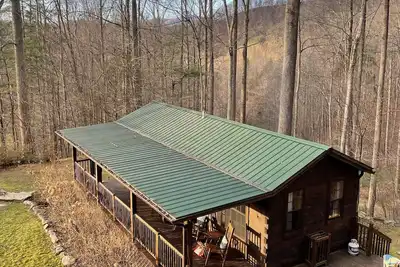Image de Private Secluded Cabin with Hot Tub