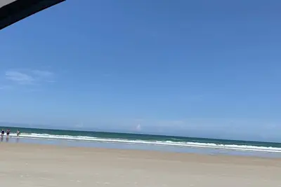 Image de Beachside Oasis in Daytona Beach Shores