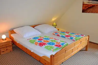 Image de 02 Ferienwohnung mit Sonnenterrasse - RĂĽgener Ferienwohnungen in Beuchow