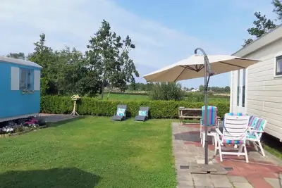 Image de Chalet and\/or Pipowagen, garden, views, wifi, Leeuwarden Franeker Harlingen