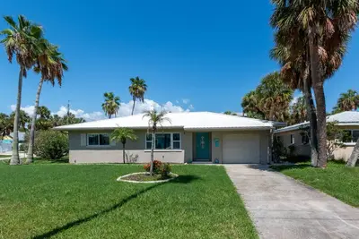 Image de Paradise Corner - Monthly Beach Vacation Rental!