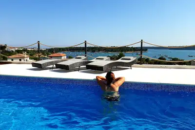 Image de Villa Neo with terrace, pool and breathtaking sea views