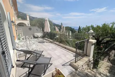 Image de \"Studio Cactus Terrasse vue mer au Mas d'Angeline\"