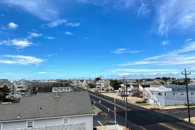 Image de Beach House w/ 360° views