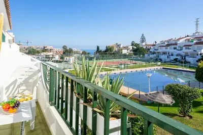 Image de Miramar sunny patio by Costarentals Ref 79