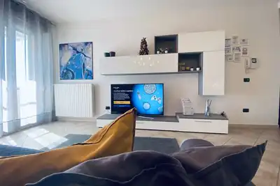 Image de Cozy apartment with breakfast included and private garage on request
