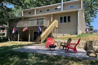 Image de Lakeside Escape
