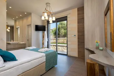 Image de Deluxe Crete Villa | Villa Kronos | 3 Bedroom | Sea View | Chania