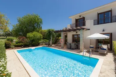 Image de Villas Junior Aphrodite Hills | Villa Junior J008 | Climatisation | Piscine privee | 3 chambres | Pa