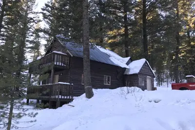 Image de Newly Updated Cabin in a perfect location! WiFi included!