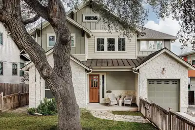 Image de South Congress Craftsman (Luxury Living--Steps from SoCo)