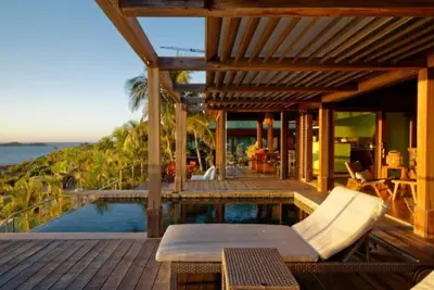 Image de Contemporary 3 Bedroom villa in the beautiful Pointe Milou, St Barth