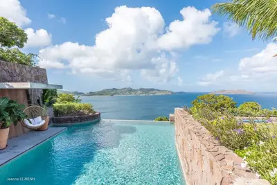 Image de Luxurious 4-bedroom villa in Pointe Milou St Barts with stunning ocean views