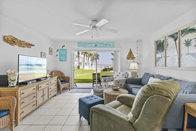 Image de Ground-Floor, Poolside Retreat Just a Walk from Nsb No-Drive Beach