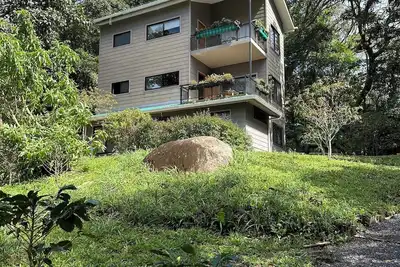 Image de Birders' Paradise: Modern Family Retreat in Central Monteverde, w a Nice Balcony
