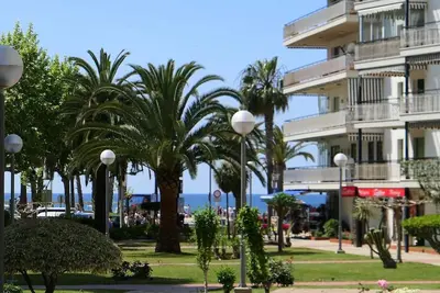 Image de Appartement moderne à 3 minutes de la plage